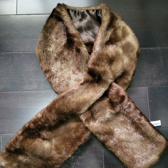 Calvin Klein Faux Fur Scarf - Picture 1 of 2